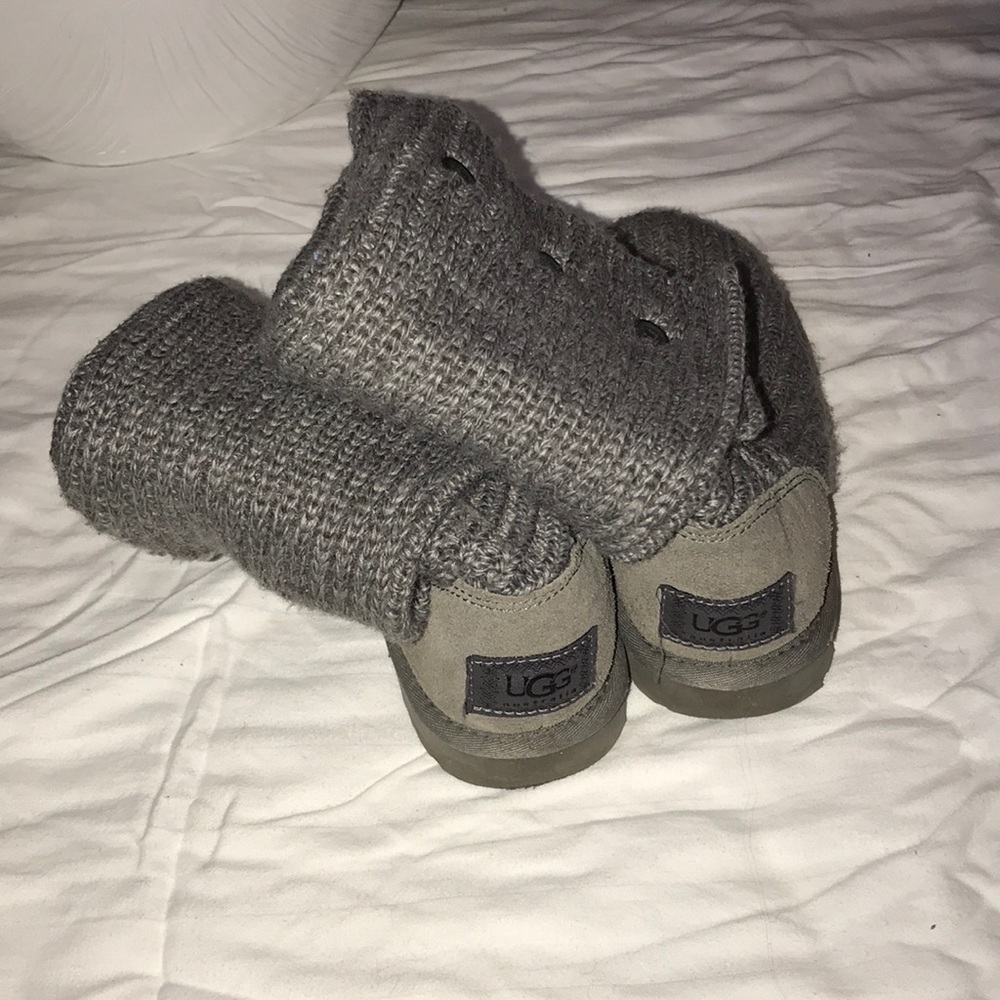 Grey Knit Ugg Boots - Picture 1 of 7